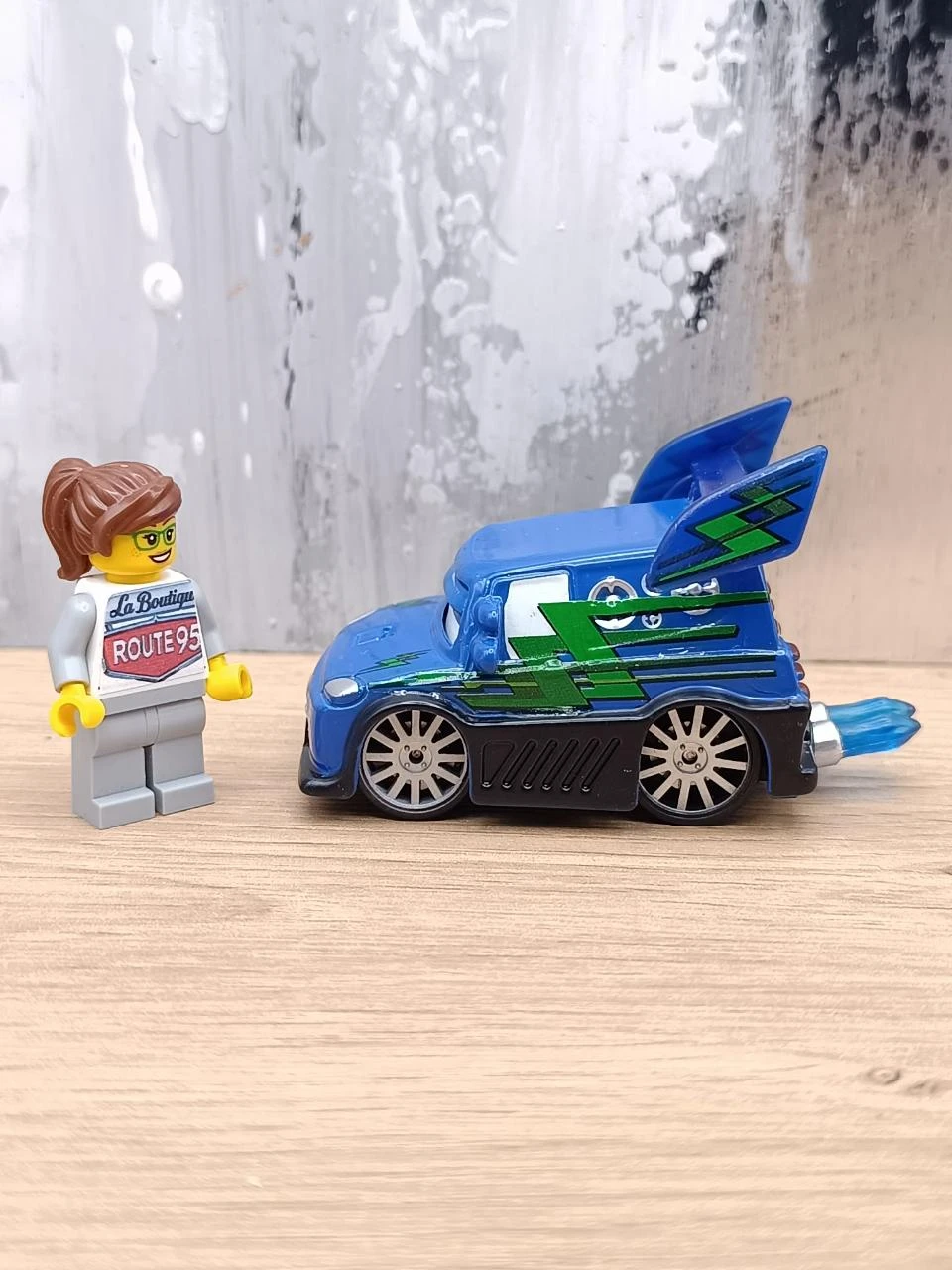 Voiture Cars Dj - Jouet neuf (CES09) – photo 5